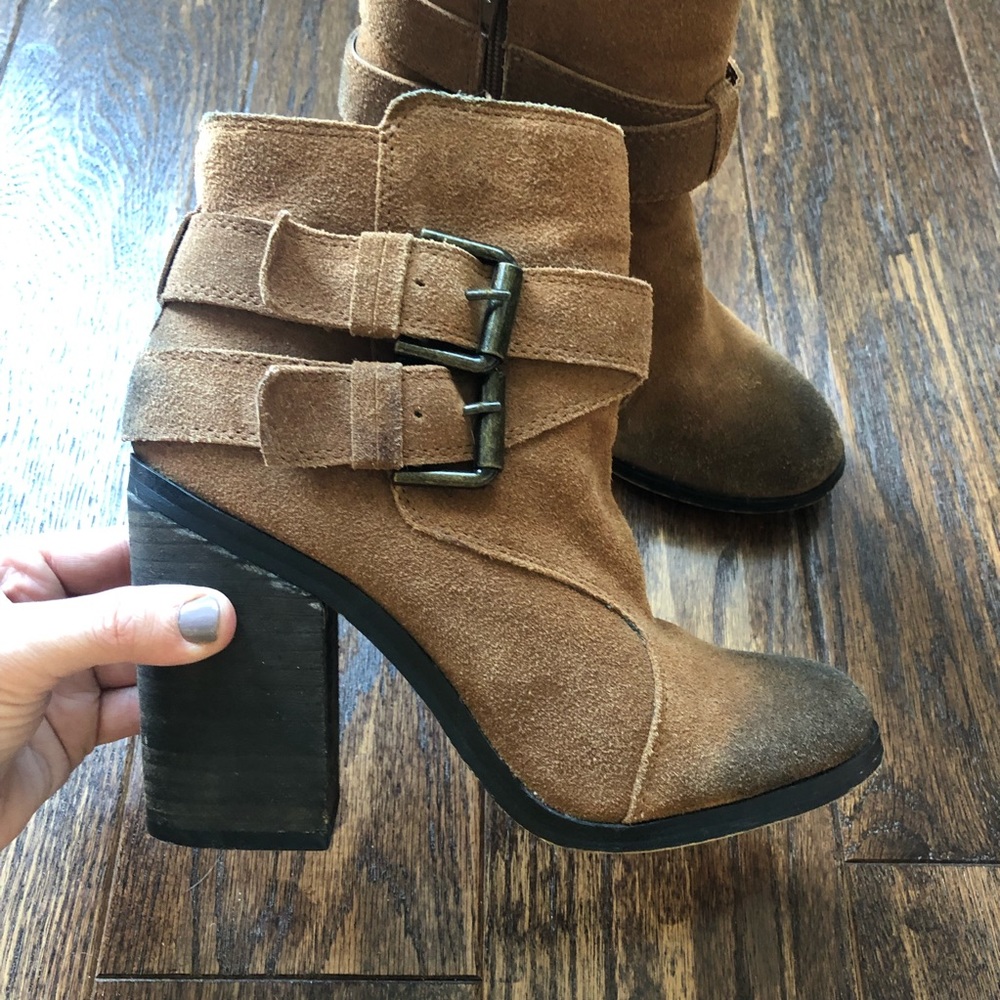 Shoemint Emma Heeled Bootie, 7